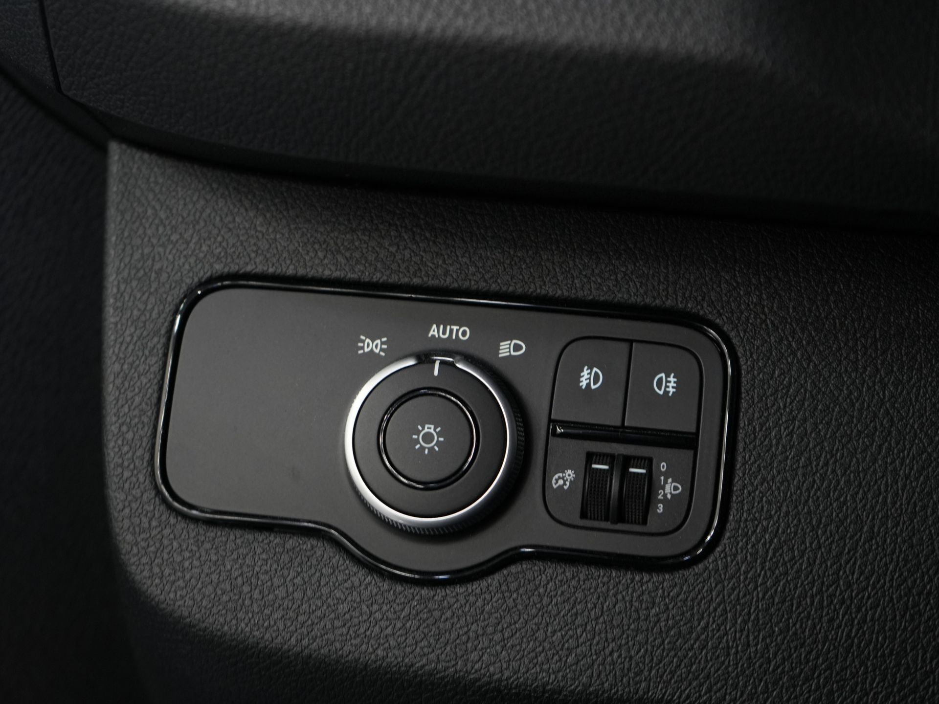 Mercedes-Benz Sprinter Bestelbus 317 CDI Aut. L2H2 BPM VRIJ! Gev.Stoel/ 270 Gr.Deuren/ Stoelverw./ Navi/ Camera/ Cruise/ Airco/ DAB