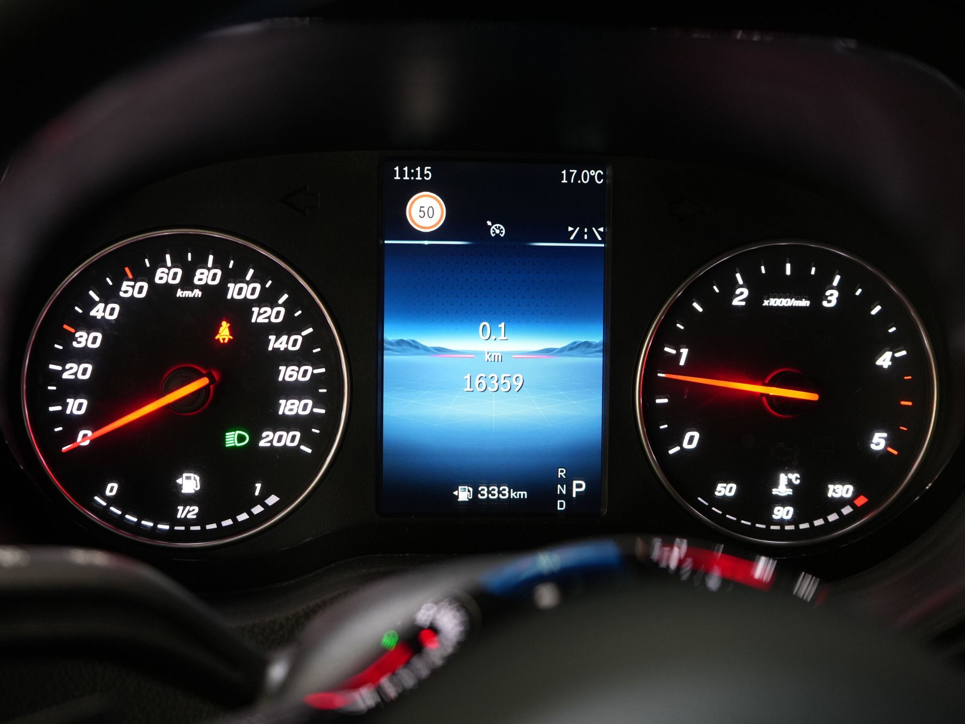 Mercedes-Benz Sprinter Bestelbus 317 CDI Aut. L2H2 BPM VRIJ! Gev.Stoel/ 270 Gr.Deuren/ Stoelverw./ Navi/ Camera/ Cruise/ Airco/ DAB