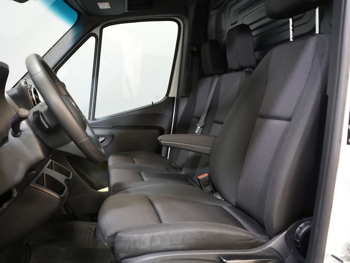 Mercedes-Benz Sprinter Bestelbus 317 CDI Aut. L2H2 BPM VRIJ! Gev.Stoel/ 270 Gr.Deuren/ Stoelverw./ Navi/ Camera/ Cruise/ Airco/ DAB