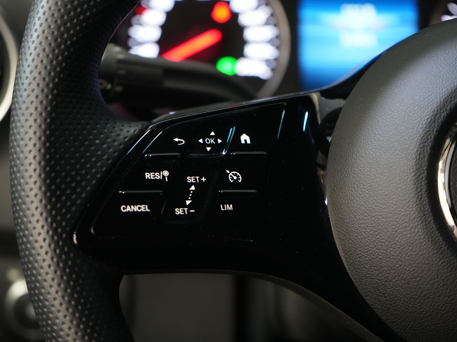 Mercedes-Benz Sprinter Van 317 Aut. L2H2 BPM ¡GRATIS! 3.5t Towbar/ LED/ 270 Gr.Doors/ Gev.Stoel/ Stoelverw./ Navi/ Camera/ PDC/ Carpenter/ Cruise