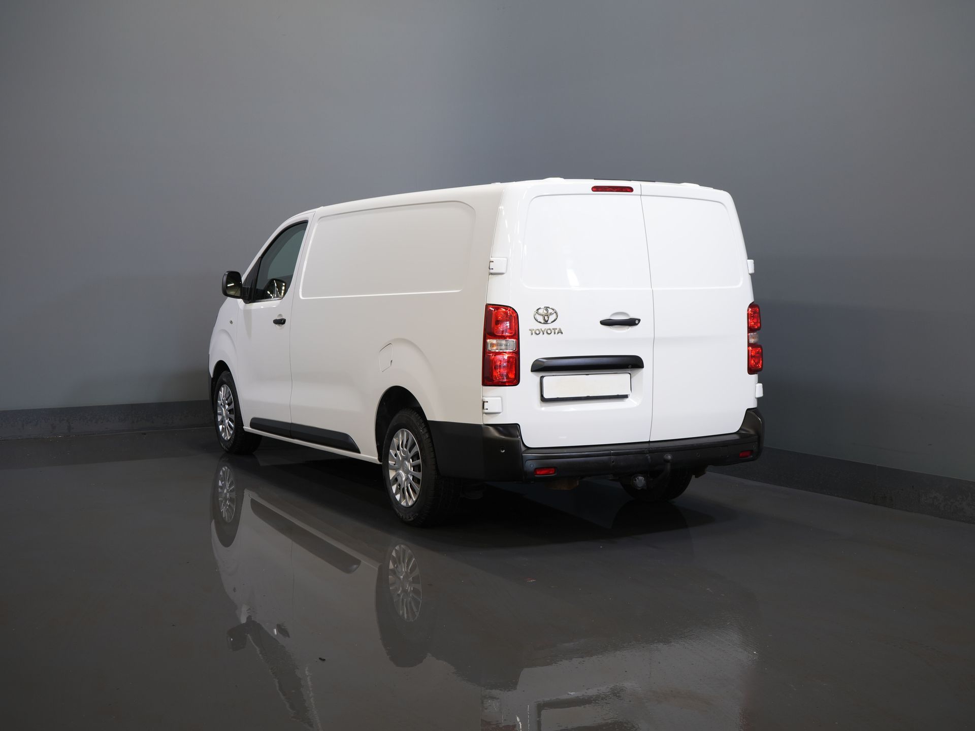 Toyota ProAce Worker Van 2.0 145 к.с. L3 Підігрів підставки/ Підігрів сидінь/ Carplay/ Камера/ PDC/ Круїз/ Фаркоп/ Кондиціонер