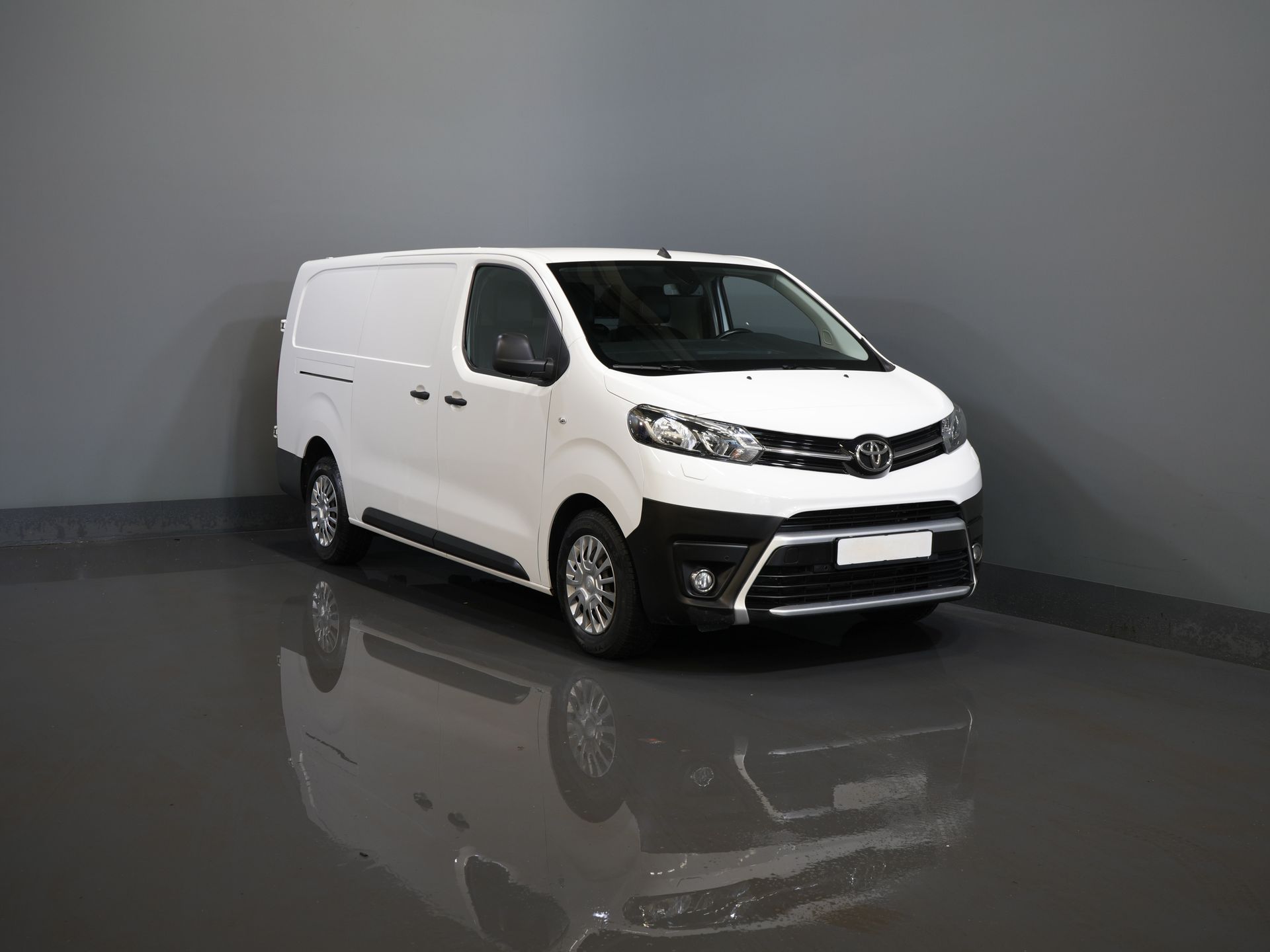 Toyota ProAce Worker Van 2.0 145 к.с. L3 Підігрів підставки/ Підігрів сидінь/ Carplay/ Камера/ PDC/ Круїз/ Фаркоп/ Кондиціонер