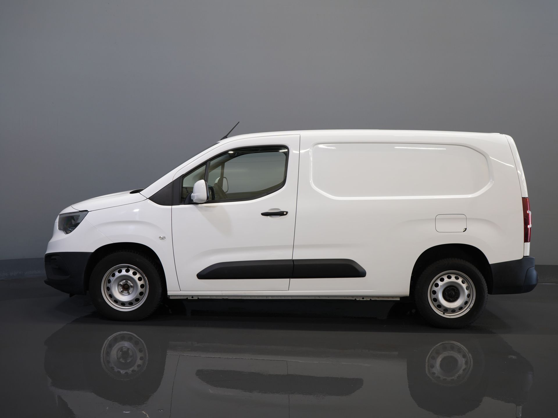 Opel Combo Bestelbus 1.5D 100 pk L2 BPM VRIJ! 3 Pers./ Airco/ Cruise/ PDC