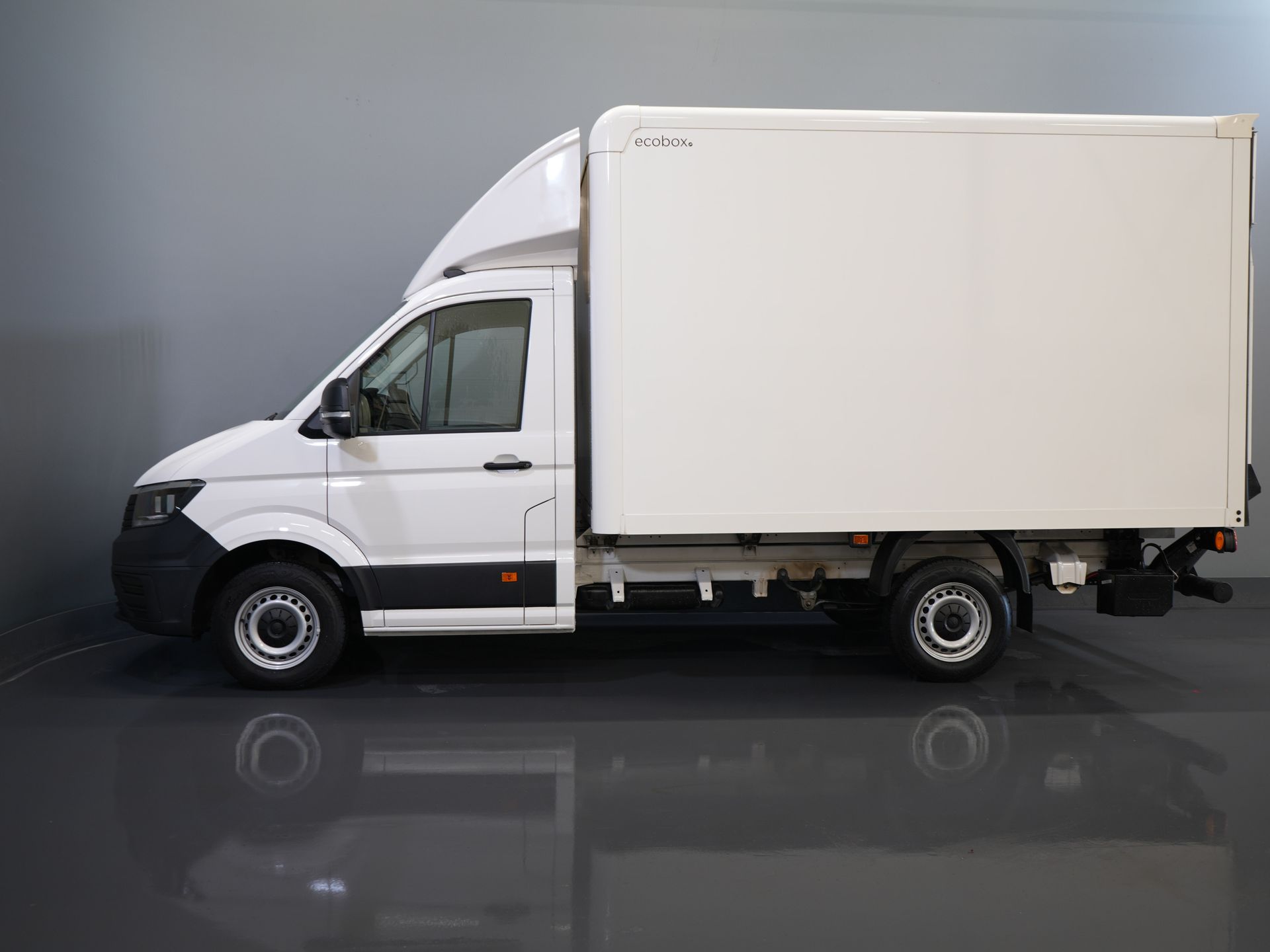 Volkswagen Crafter Bakwagen 35 2.0 TDI 180 pk DSG Aut. BPM VRIJ! 350x208x210 Laadklep/ Spoiler/ Navi/ Carplay/ Camera/ Airco