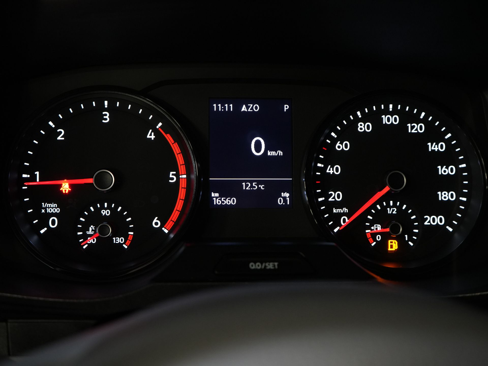 Volkswagen Crafter Bakwagen 35 2.0 TDI 180 pk DSG Aut. BPM VRIJ! 350x208x210 Laadklep/ Spoiler/ Navi/ Carplay/ Camera/ Airco