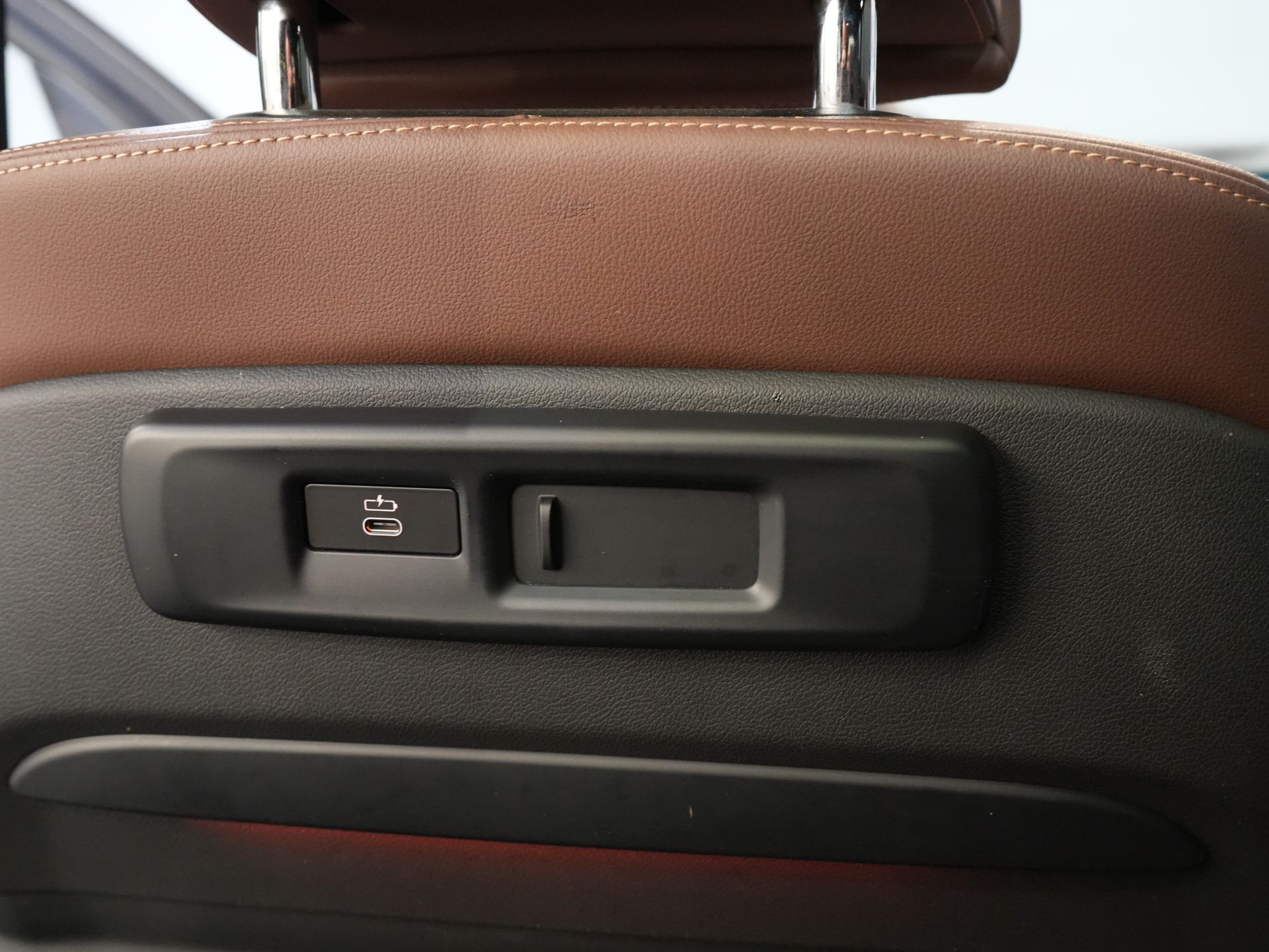 BMW X5 SUV xDrive45e High Executive MPack/ Pano/ Memory/ Seatvent./ Elek.Valve/ Elek.Towbar/ Leather/ Adapt.Cruise/ 21