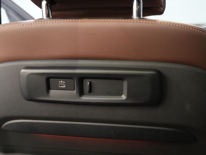 BMW X5 SUV xDrive45e High Executive MPack/ Pano/ Memory/ Seatvent./ Elek.Valve/ Elek.Towbar/ Leather/ Adapt.Cruise/ 21