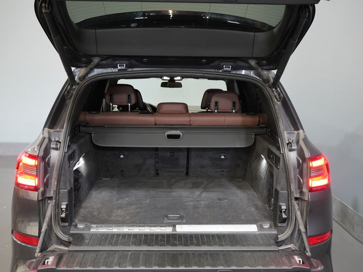 BMW X5 SUV xDrive45e High Executive MPack/ Pano/ Memory/ Seatvent./ Elek.Valve/ Elek.Towbar/ Leather/ Adapt.Cruise/ 21