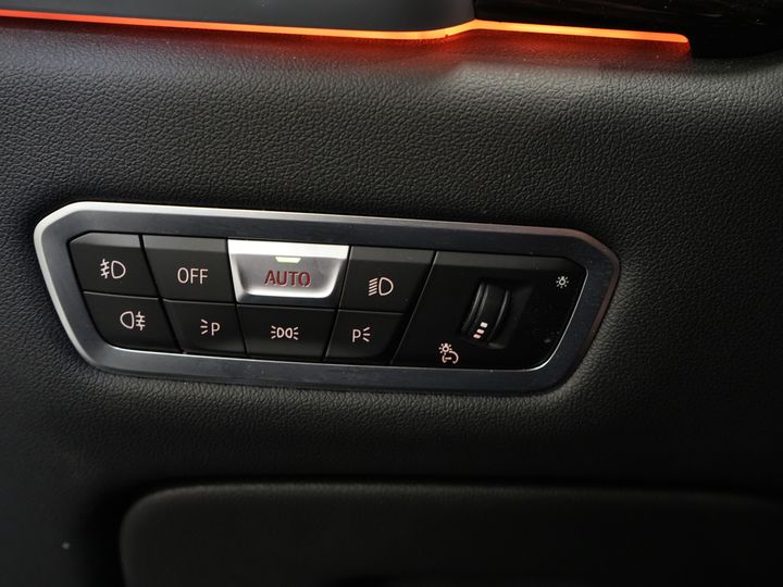 BMW X5 SUV xDrive45e High Executive MPack/ Pano/ Memory/ Seatvent./ Elek.Valve/ Elek.Towbar/ Leather/ Adapt.Cruise/ 21