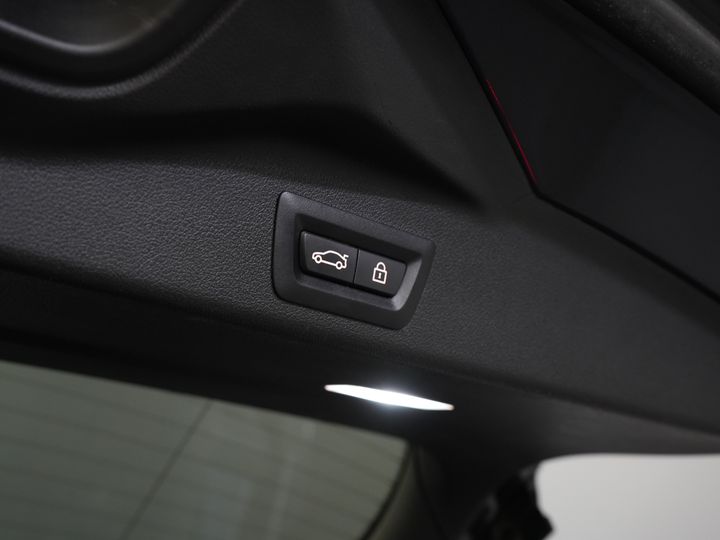 BMW X5 SUV xDrive45e High Executive MPack/ Pano/ Memory/ Seatvent./ Elek.Valve/ Elek.Towbar/ Leather/ Adapt.Cruise/ 21