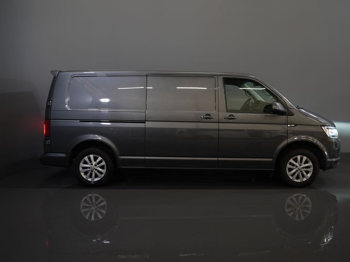 Volkswagen Transporter Bestelbus 2.0 TDI 150 pk DSG Aut. 4Motion L2 BPM VRIJ! 4x4/ 2x Schuifdeur/ LED/ Adapt. Cruise/ Alarm/ Stoelverw./ LMV/ Camera/ Airco