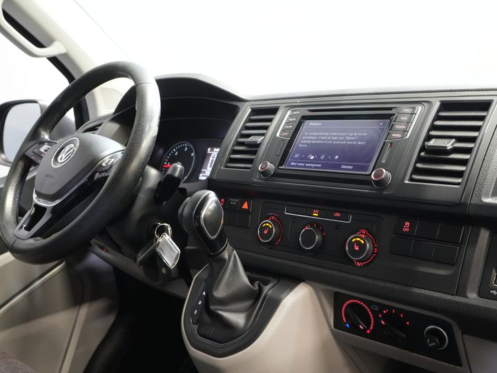 Volkswagen Transporter Van 2.0 TDI 150 к.с. DSG Aut. 4Motion L2 BPM БЕЗКОШТОВНО! 4х4/ 2х зсувні двері/ LED/ Адапт. Круїз/ Сигналізація/ Підігрів сидінь/ LMV/ Камера/ Кондиціонер