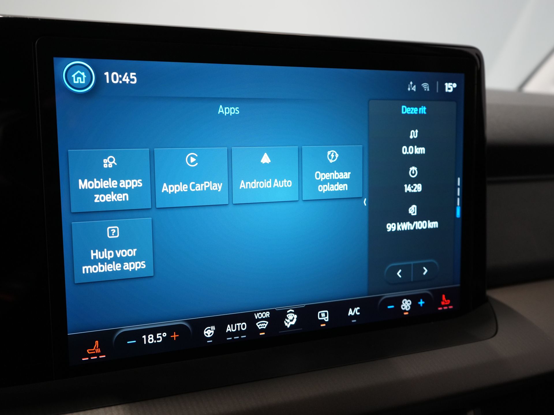 Ford Courier Bestelbus E-Transit Limited 44 kWh 292 km WLTP Garantie/ Snellader/ Adapt.Cruise/ Stoelverw./ Stuurverw./ Carplay/ Camera/ Climate/ PDC/ L