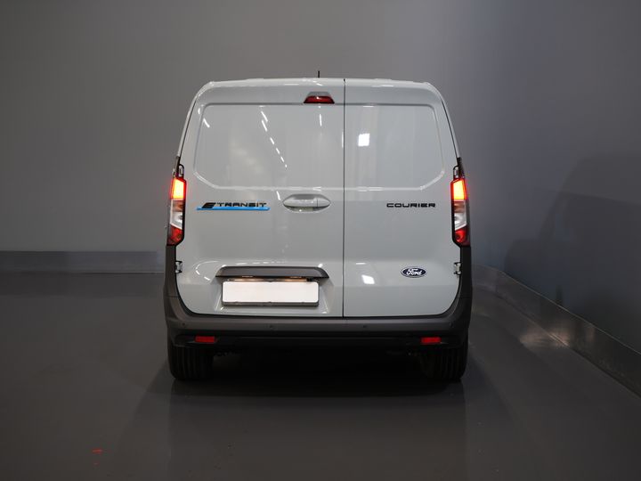 Ford Courier Bestelbus E-Transit Limited 44 kWh 292 km WLTP Garantie/ Snellader/ Adapt.Cruise/ Stoelverw./ Stuurverw./ Carplay/ Camera/ Climate/ PDC/ L