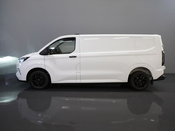 Ford Transit Custom Bestelbus 2.0 TDCI 136 pk Aut. L2 Trend BPM VRIJ! LED/ Carplay/ Camera/ Climate/ PDC/ Cruise