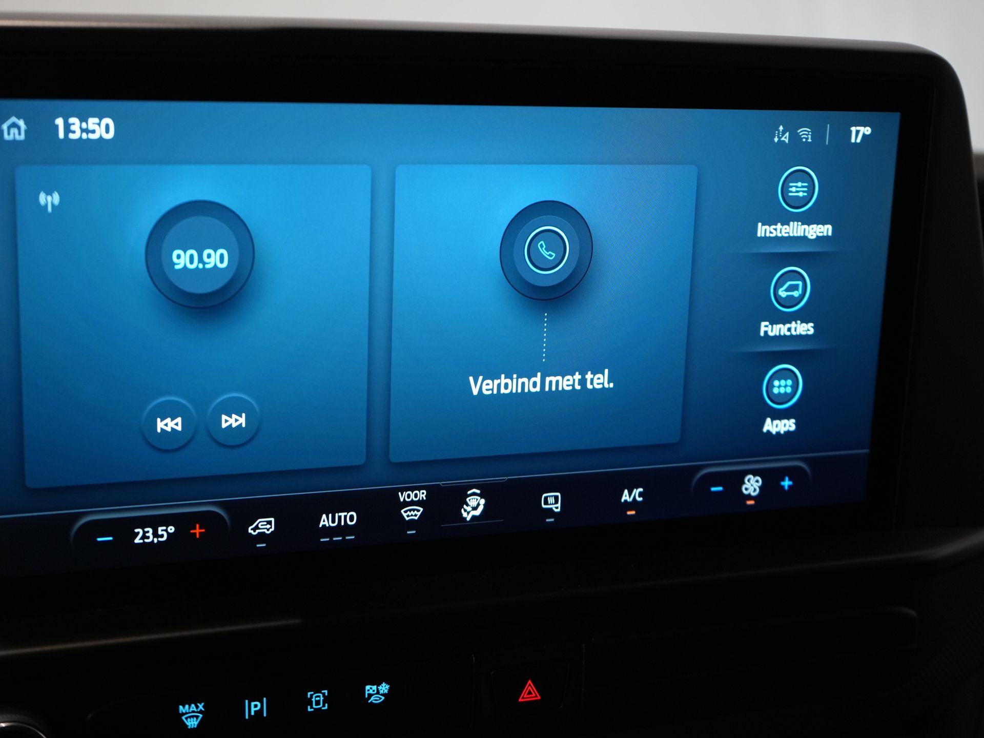 Ford Transit Custom Bestelbus 2.0 TDCI 136 pk Aut. L2 Trend BPM VRIJ! LED/ Carplay/ Camera/ Climate/ PDC/ Cruise