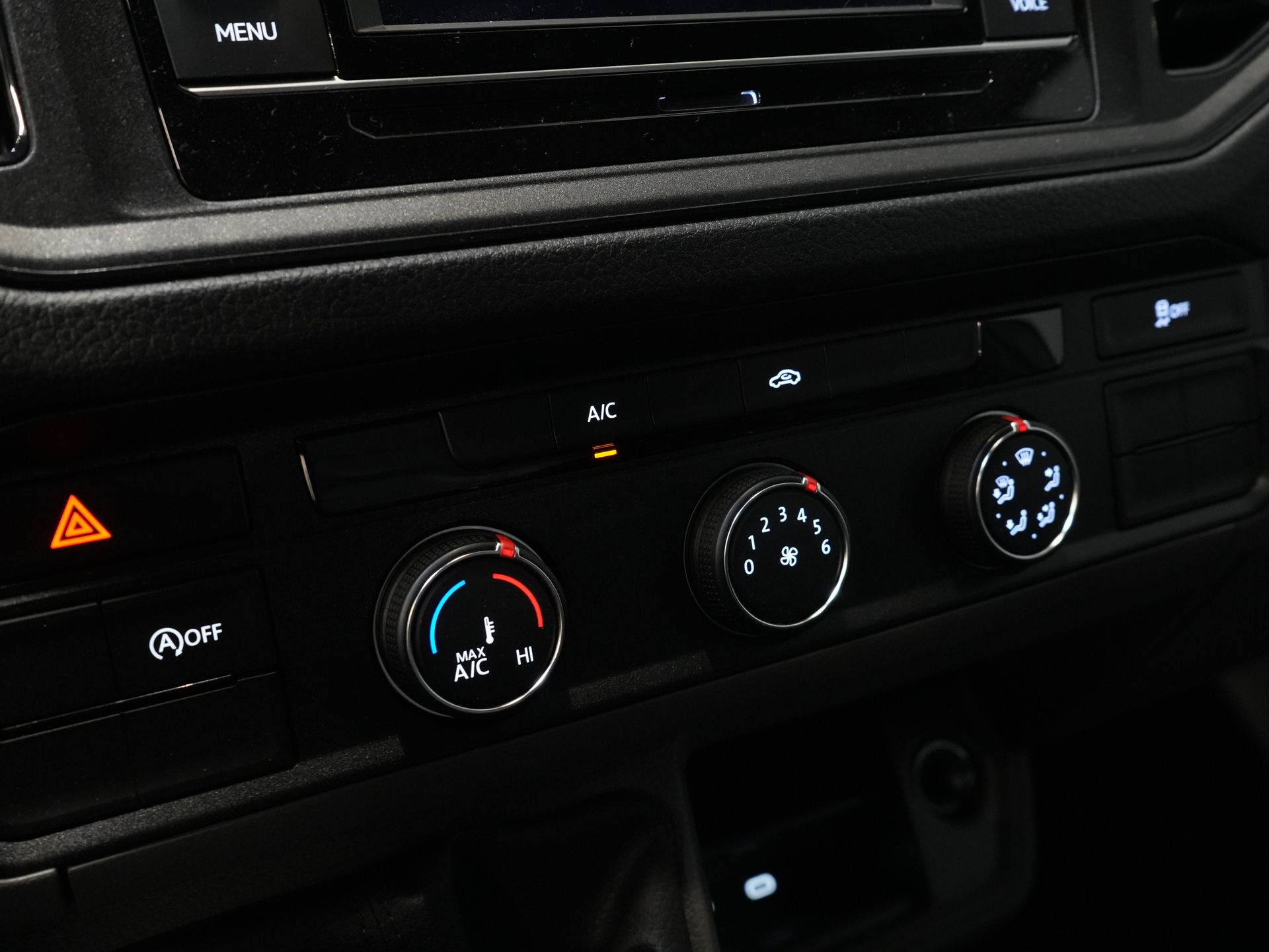 Volkswagen Crafter Carrocería abierta 50 165 CV Effer 352S Gancho de remolque/ Grúa/ Autokran/ Toma de fuerza/ Carrocería abierta/ Doble aire