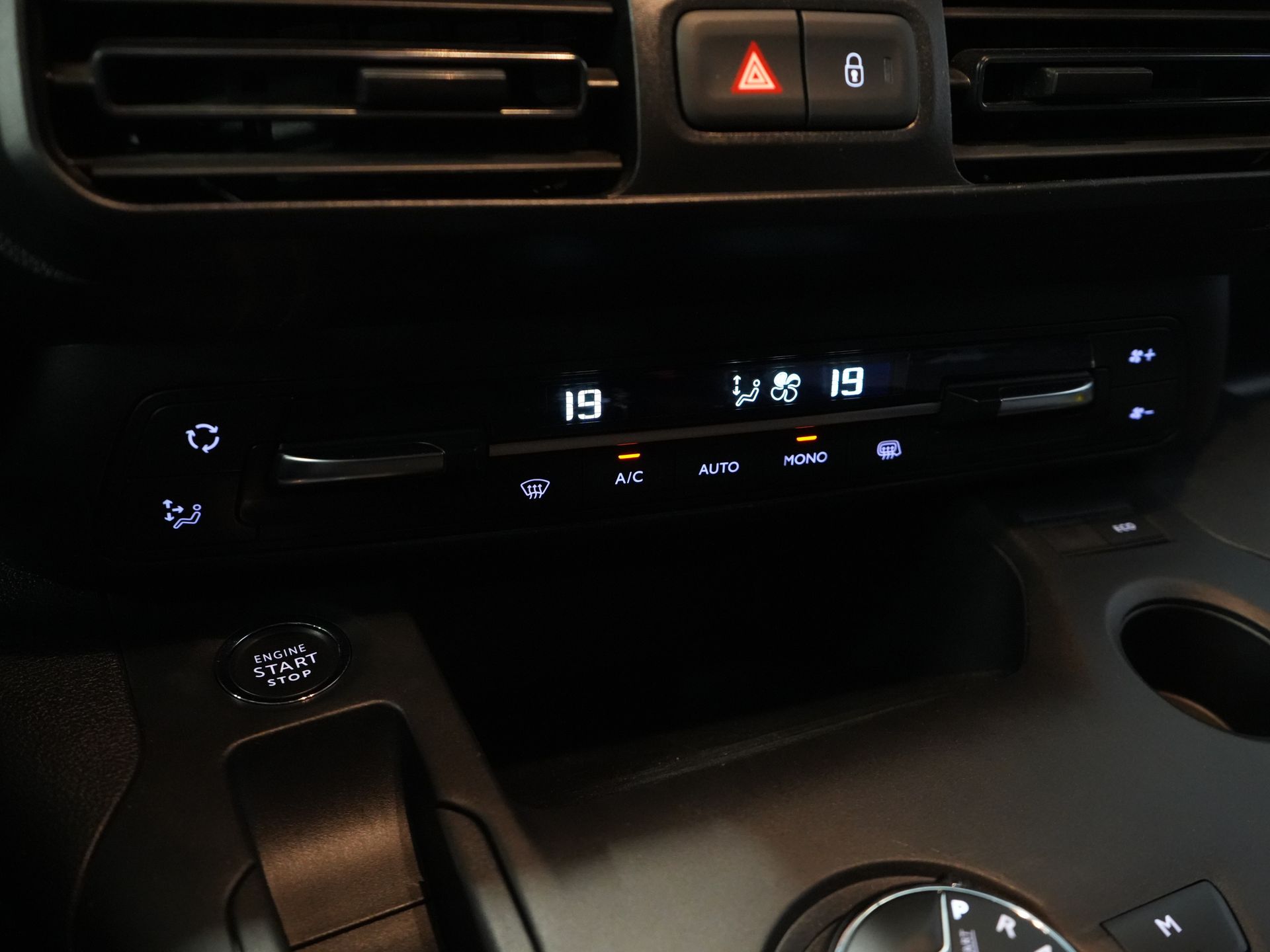 Opel Combo Van 1.5D 130 к.с. Авт. L2 BPM БЕЗКОШТОВНО! DB-ремінь V.V/ NL-автомат/ Carplay/ клімат/ LMV/ камера/ PDC