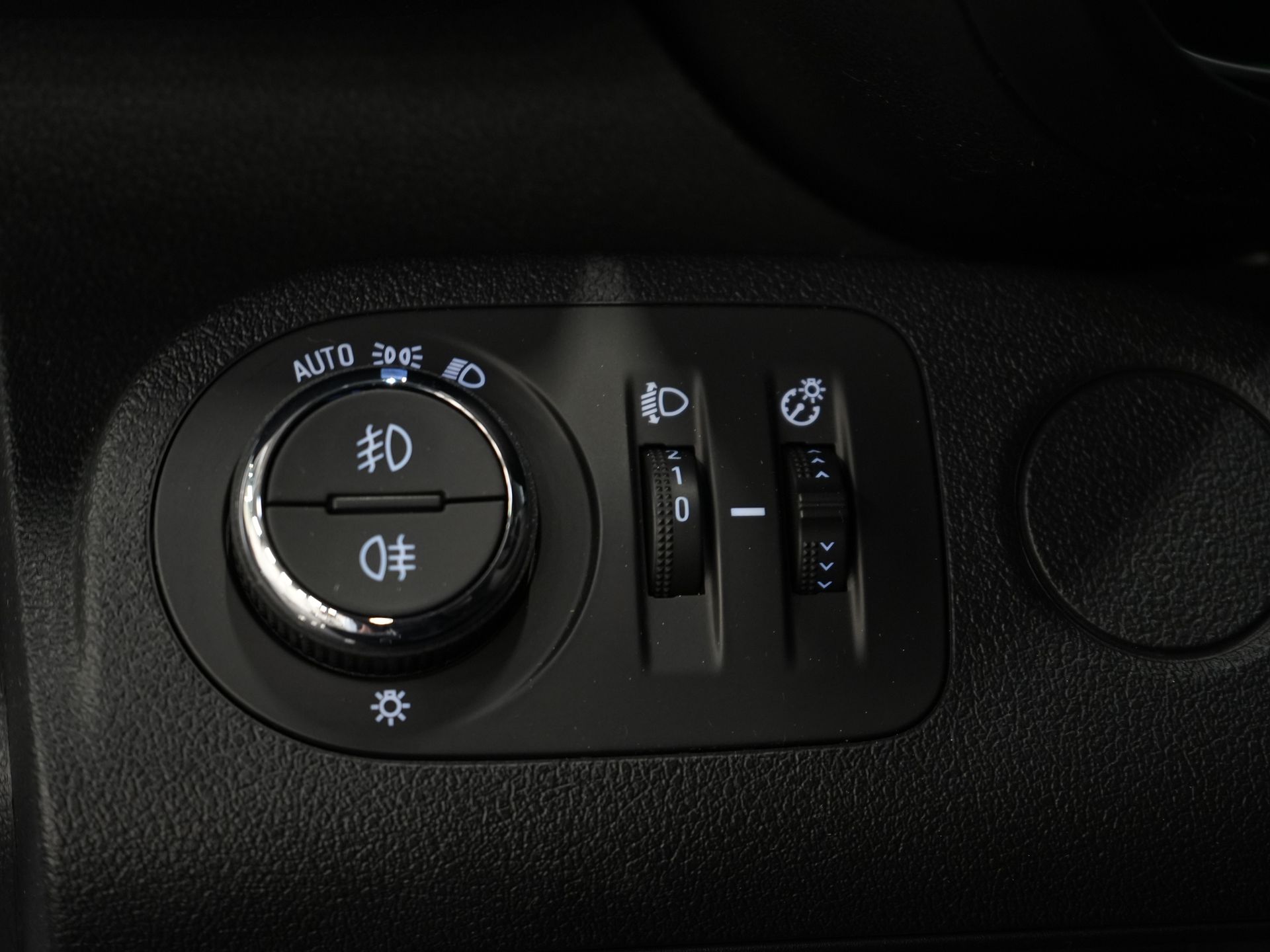 Opel Combo Van 1.5D 130 к.с. Авт. L2 BPM БЕЗКОШТОВНО! DB-ремінь V.V/ NL-автомат/ Carplay/ клімат/ LMV/ камера/ PDC