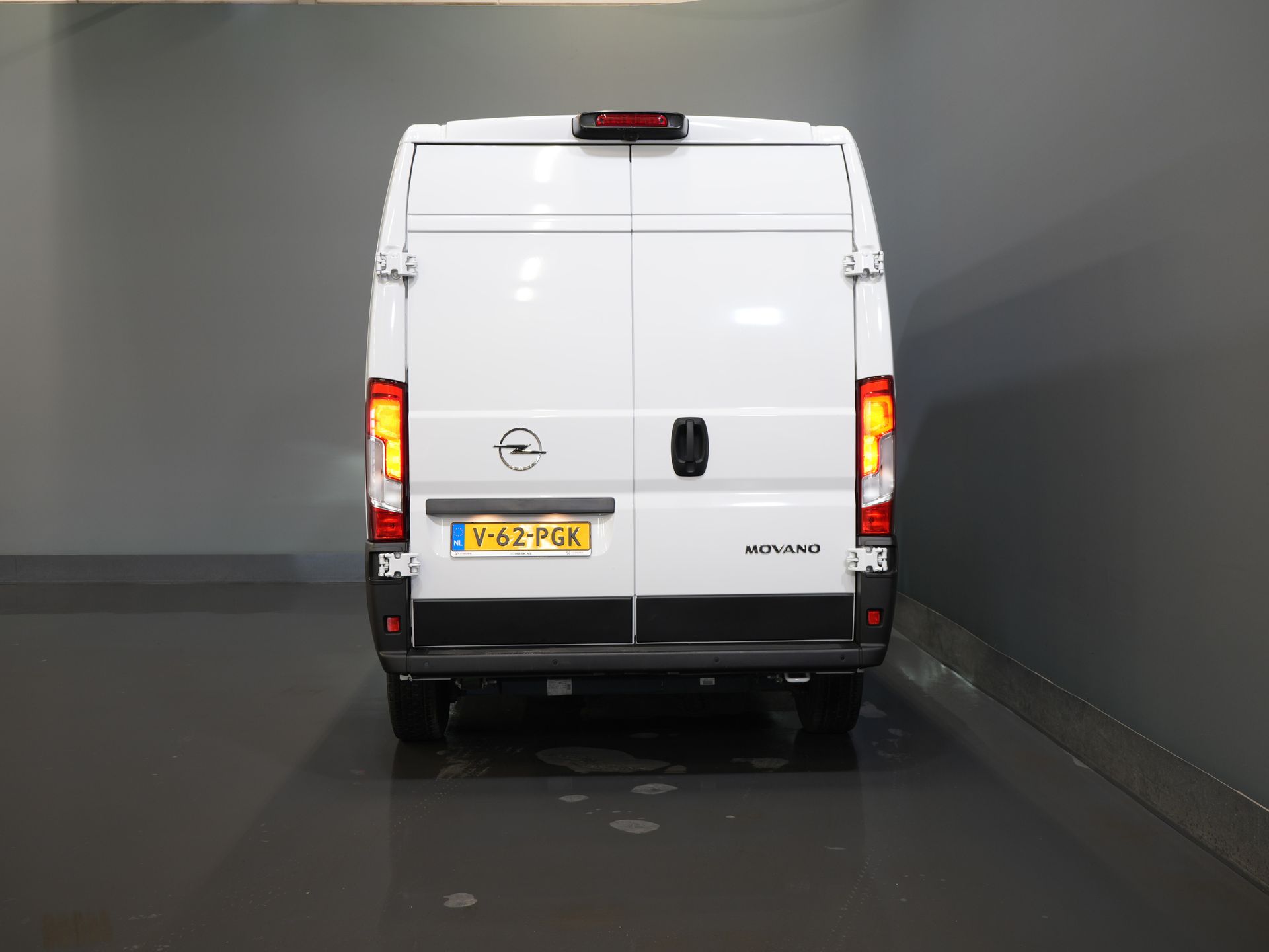 Vauxhall Movano Van 2.2 140 CV L3H2 LED/ Virtual Cockpit/ 3.0t Towingverm./ 270Gr.Doors/ Carplay/ Climate/ Navi/ Camera/ Cruise/ PDC