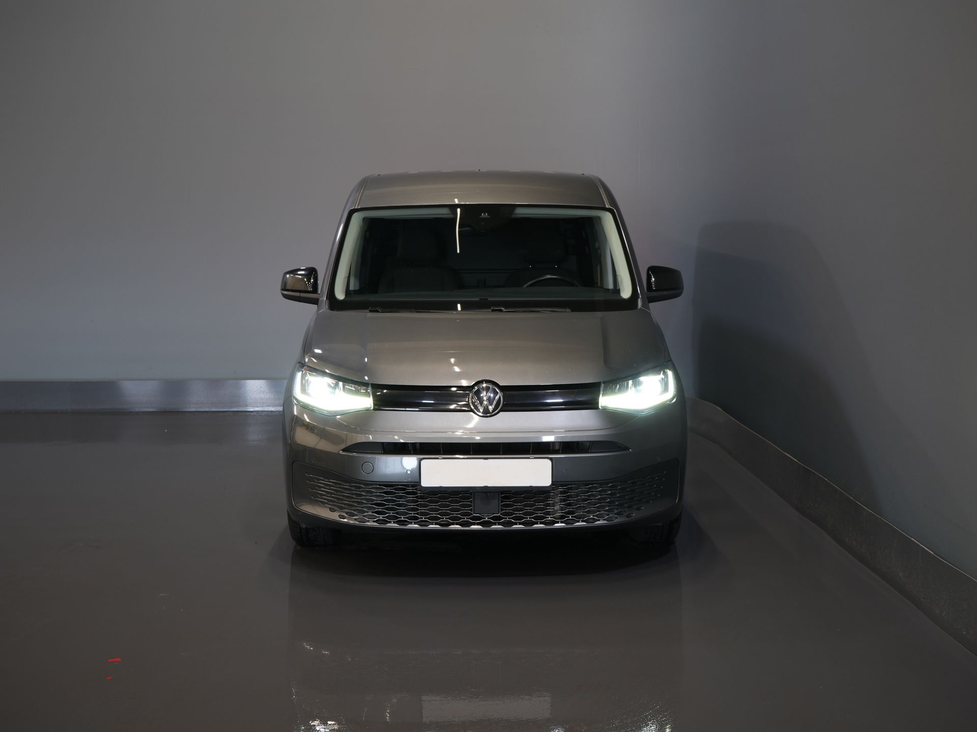 Volkswagen Caddy Cargo Van 2.0 TDI 125 CV DSG Aut. Stile BPM GRATIS! LED/ Adapt.Cruise/ Riscaldatore a cavalletto/ Seatverw./ Carplay/ Telecamera/ PDC/ LMV/ Barra di traino/ Airco