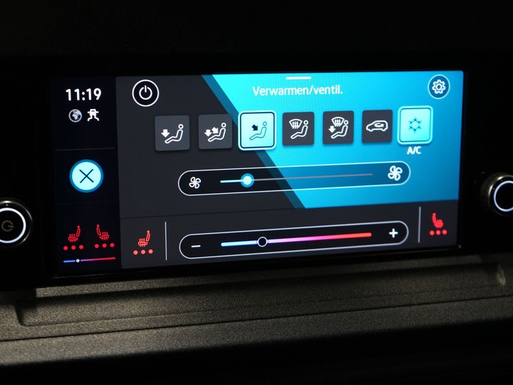 Volkswagen Caddy Cargo Van 2.0 TDI 125 CV DSG Aut. Stile BPM GRATIS! LED/ Adapt.Cruise/ Riscaldatore a cavalletto/ Seatverw./ Carplay/ Telecamera/ PDC/ LMV/ Barra di traino/ Airco