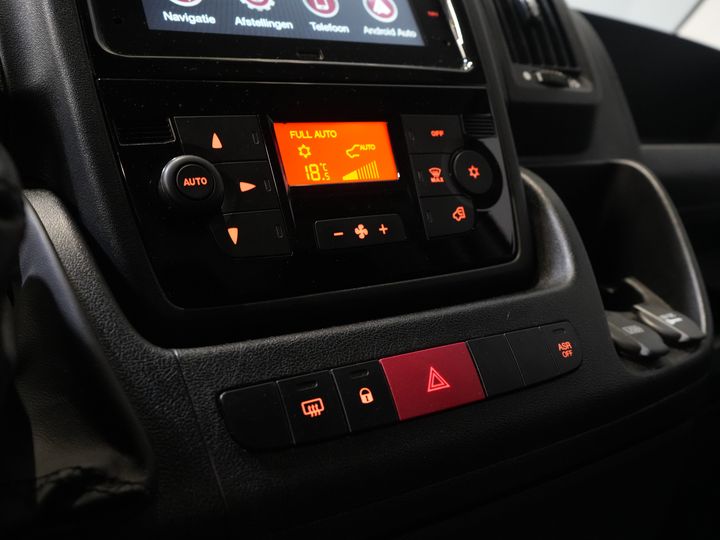 Citroën Jumper Van 2.2 HDI L2H2 Carplay/ Navi/ Clima/ Cruise/ Camera/ PDC/ DAB