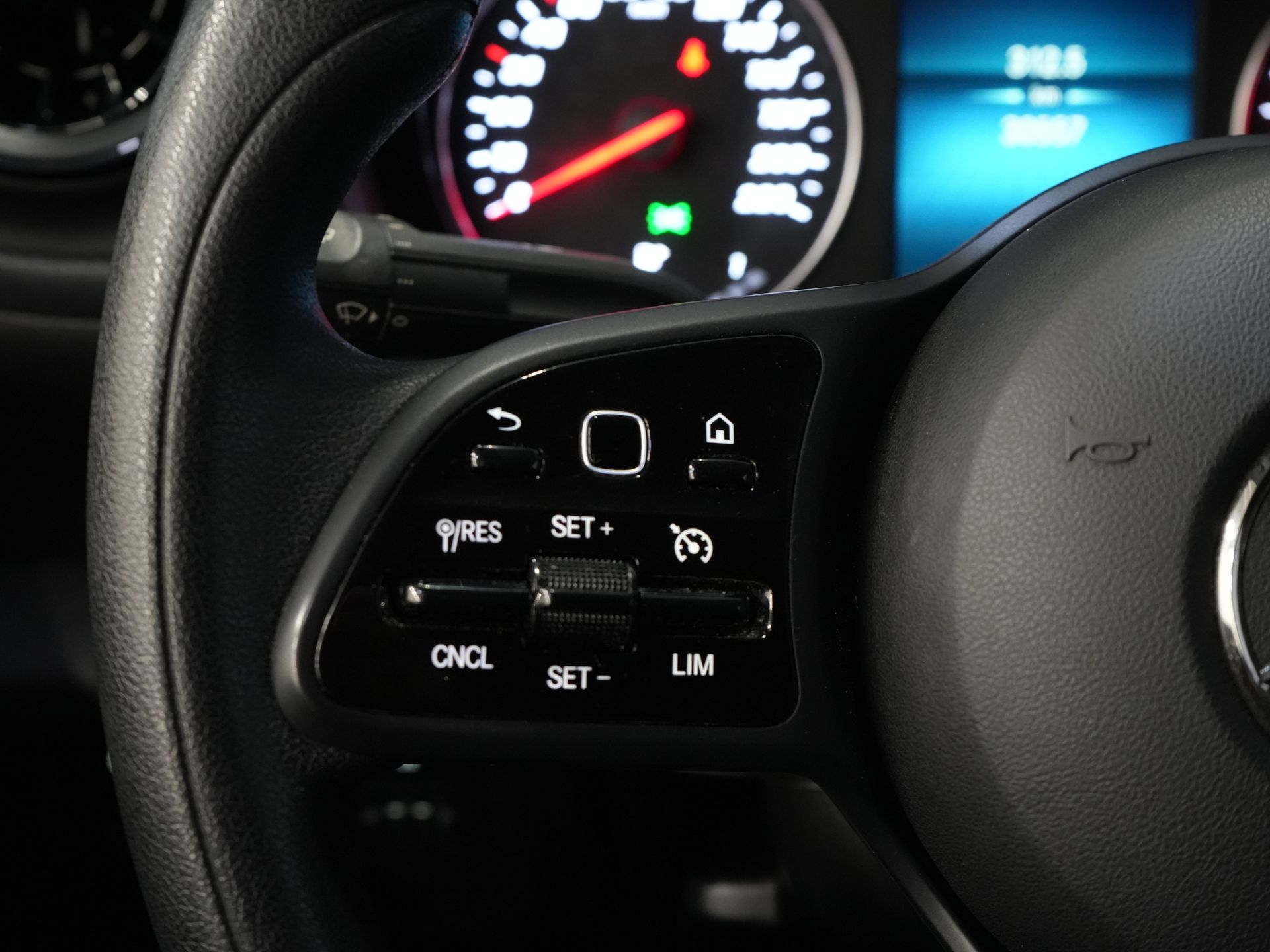 Mercedes-Benz Citan Van 110 CDI L2 Aut. 3Pers./ Seatverw./ Carplay/ Camera/ Cruise/ Airco/ Towbar/ PDC
