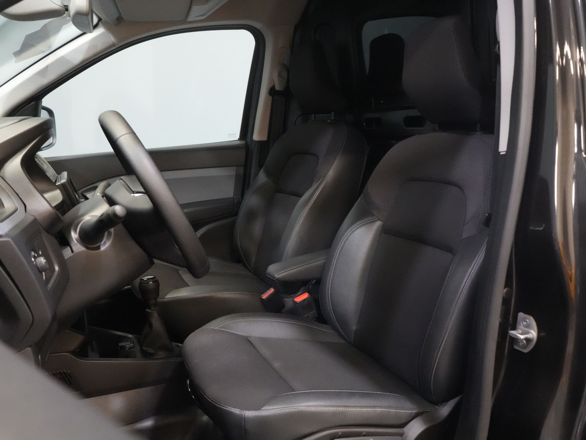 Renault Kangoo Bestelbus Express 1.5 dCi 75 pk Ready2Go Camera/ Cruise/ PDC V+A / Airco/ Trekhaak