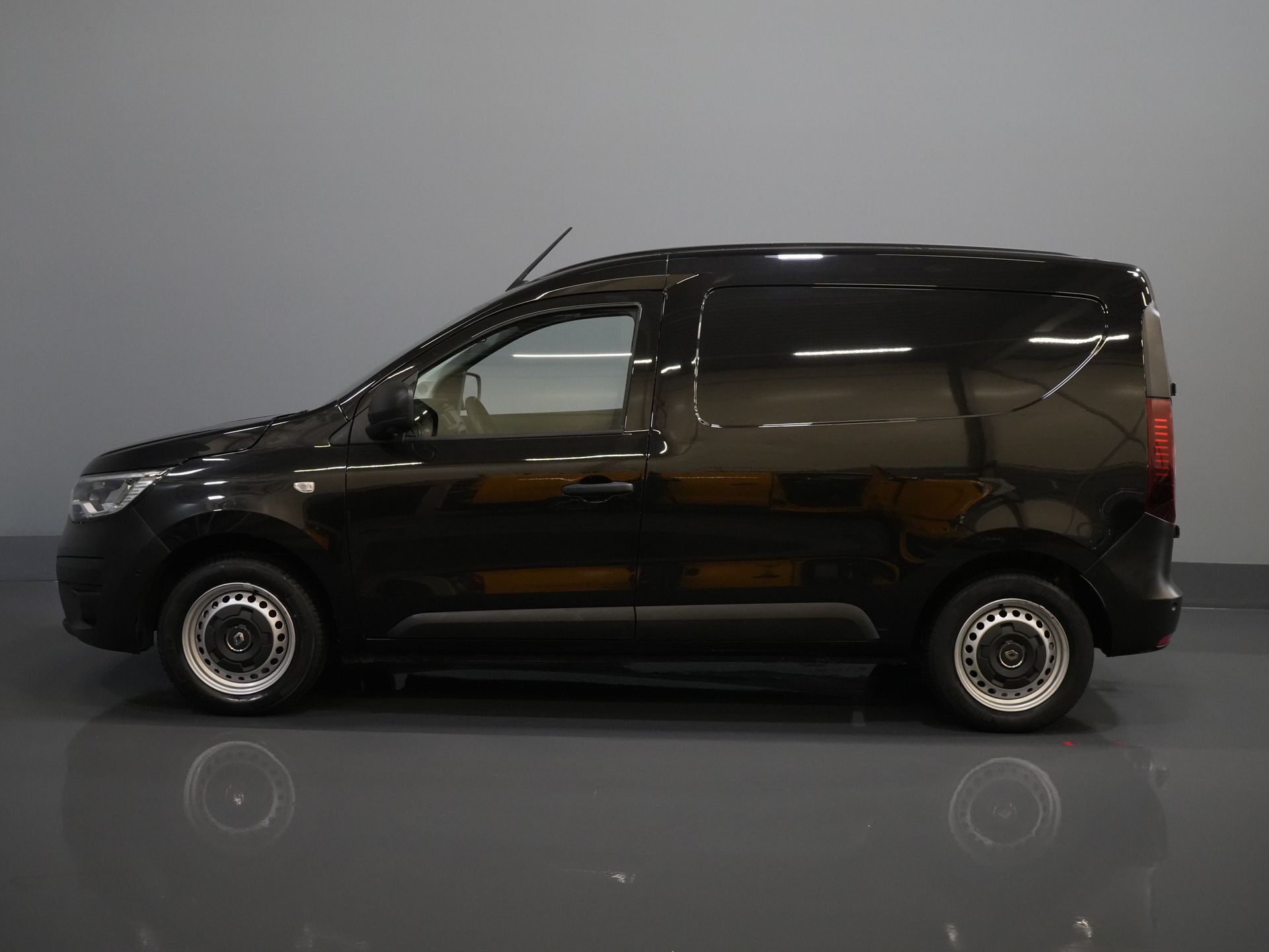 Renault Kangoo Bestelbus Express 1.5 dCi 75 pk Ready2Go Camera/ Cruise/ PDC V+A / Airco/ Trekhaak