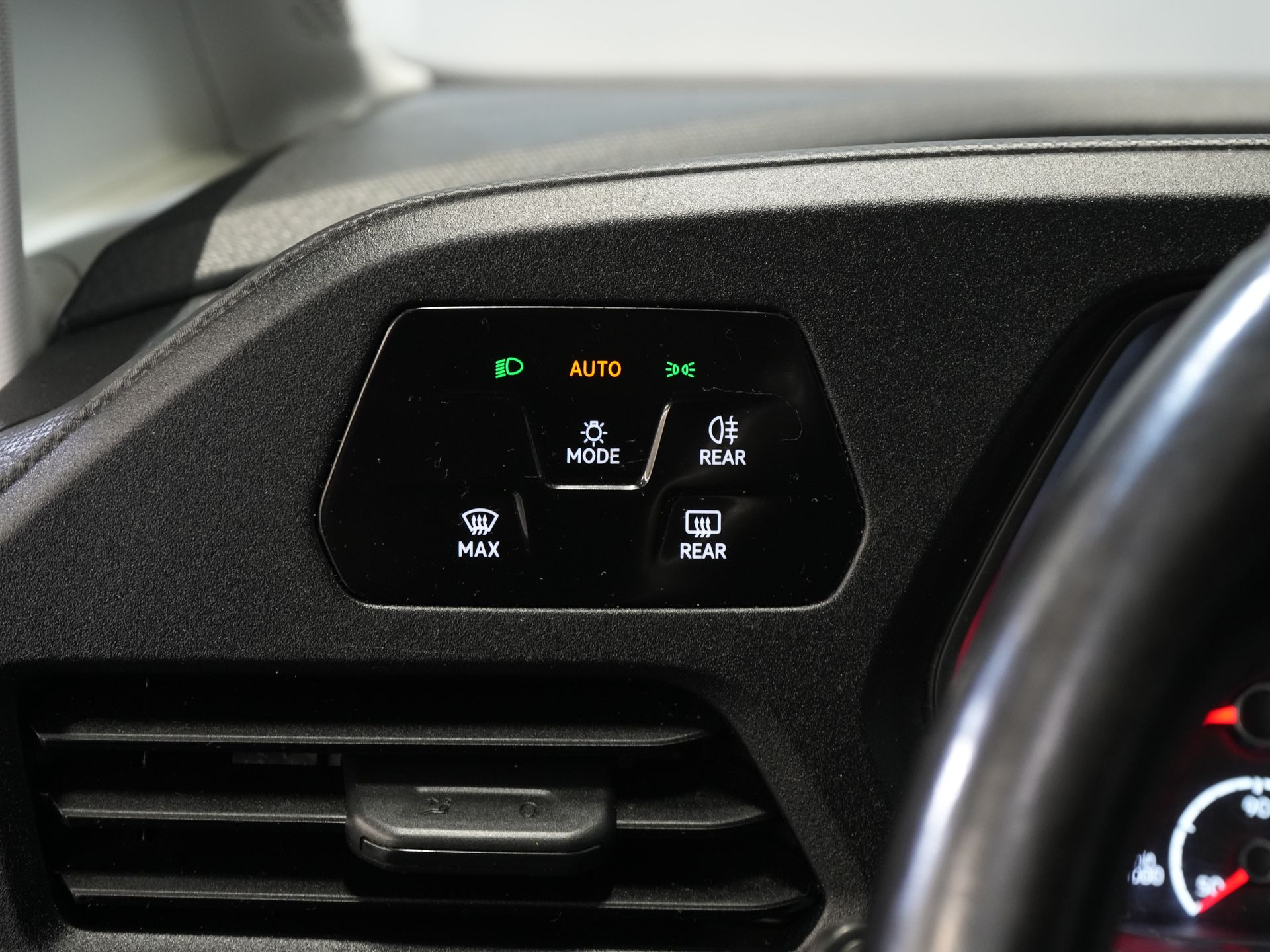 Volkswagen Caddy Cargo Maxi Van 2.0 TDI 125 PS DSG Aut. Carplay/ Airco/ Cruise/ PDC/ 16 ”LMV/ Anhängerkupplung