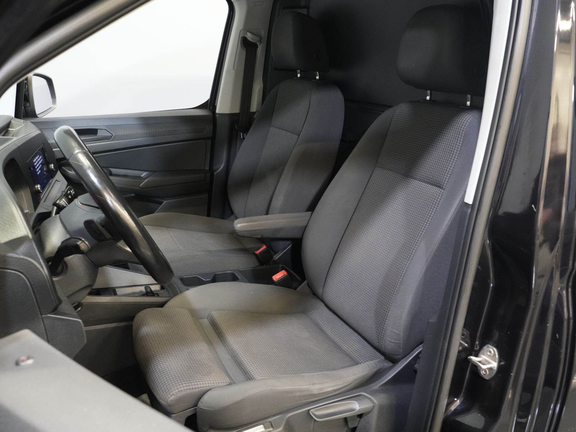 Volkswagen Caddy Cargo Maxi Van 2.0 TDI 125 PS DSG Aut. Carplay/ Airco/ Cruise/ PDC/ 16 ”LMV/ Anhängerkupplung