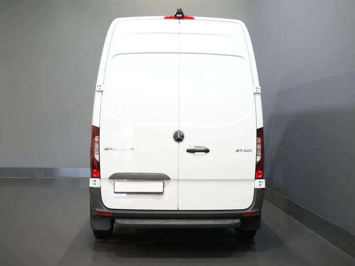 Volkswagen Crafter Van (MB Sprinter 211) (DEMO) Aut. L2H2 BPM FREE/ LED/ Chauffage au sol/ Chauffage des sièges/ Carplay/ Croisière/ Caméra