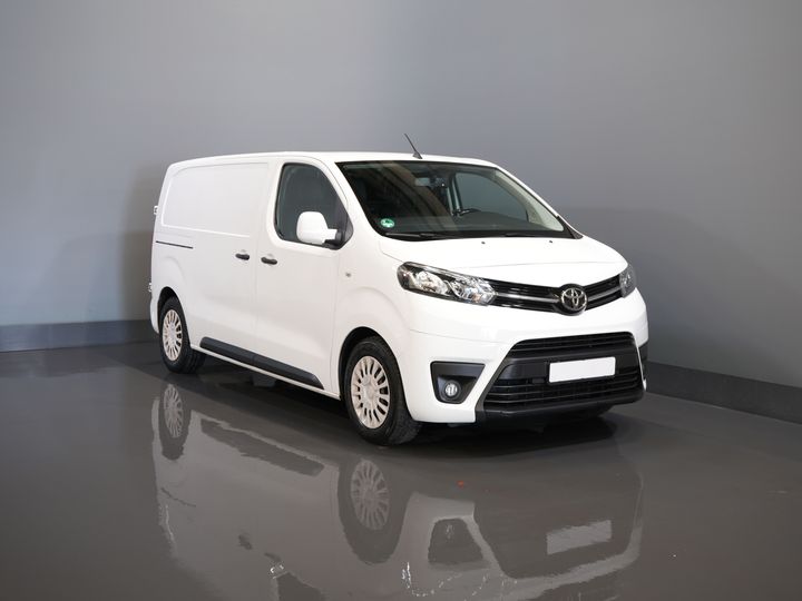 Toyota ProAce Bestelbus 1.6 D-4D 115 pk L2 BPM VRIJ! Cruise/ Camera/ Trekhaak