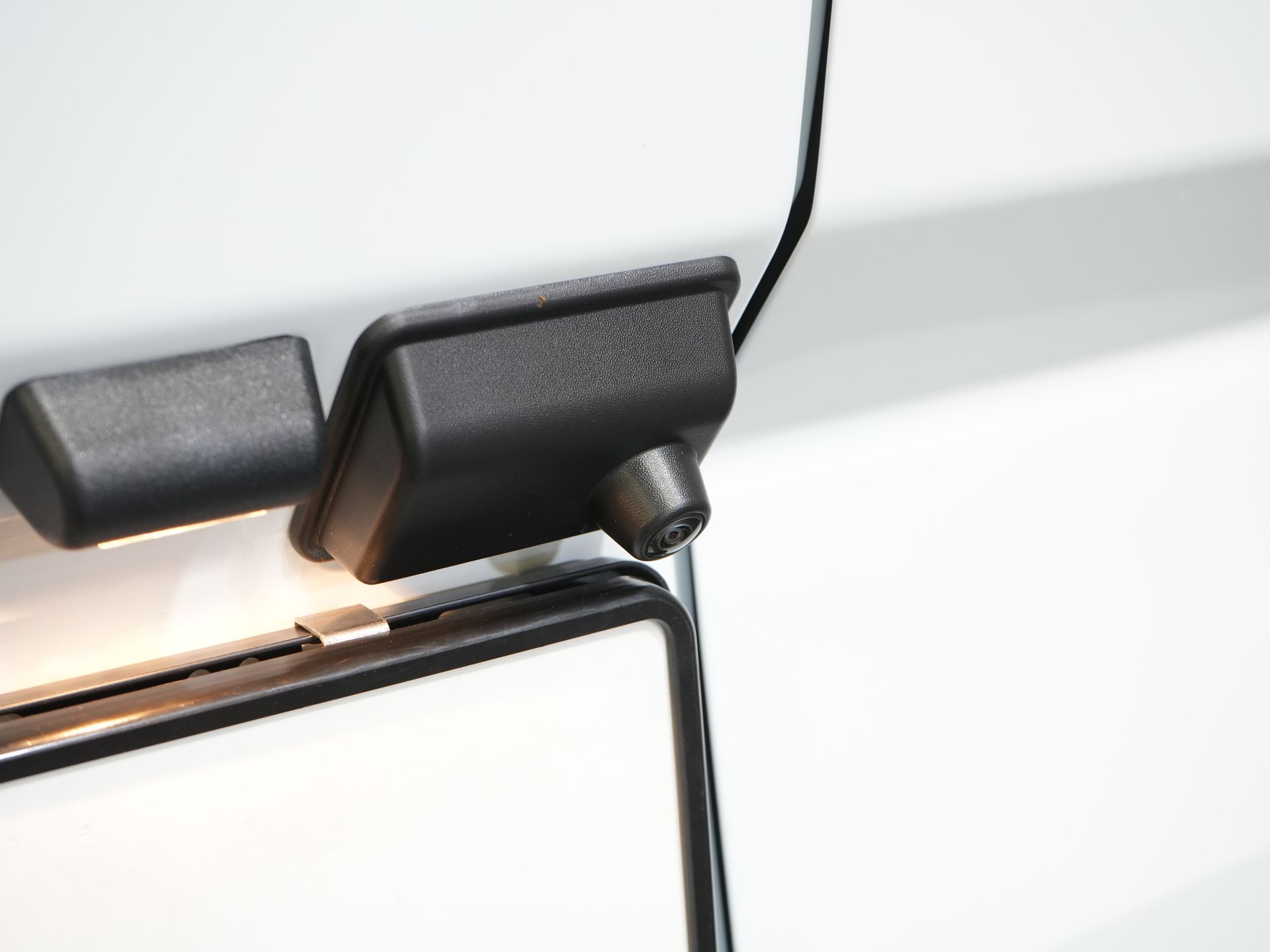 Ford E-Transit Custom Bestelbus Trend 65 kWh 330 km WLTP Garantie t/m 2029/ LED/ Standkachel/ Snellader/ 2.3t Trekverm./ Stuurverw./ Stoelverw./ Carplay/ Camera