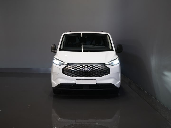 Ford E-Transit Custom Bestelbus Trend 65 kWh 330 km WLTP Garantie t/m 2029/ LED/ Standkachel/ Snellader/ 2.3t Trekverm./ Stuurverw./ Stoelverw./ Carplay/ Camera
