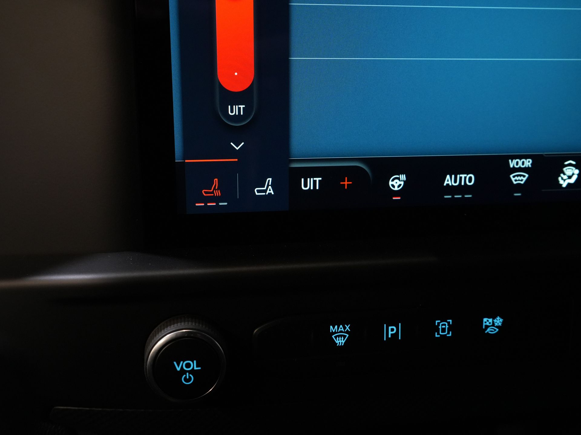 Ford E-Transit Custom Bestelbus Trend 65 kWh 330 km WLTP Garantie t/m 2029/ LED/ Standkachel/ Snellader/ 2.3t Trekverm./ Stuurverw./ Stoelverw./ Carplay/ Camera