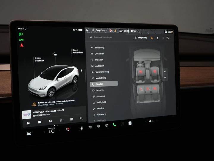 Tesla Model Y SUV Long Range AWD 75 kWh 540 km WLTP MARGE SOH 92%/ Pano/ Pompe à chaleur/ Adapt.Cruise/ Memory/ Elek.valve/ Seatverw./ Navi/ 360 camera