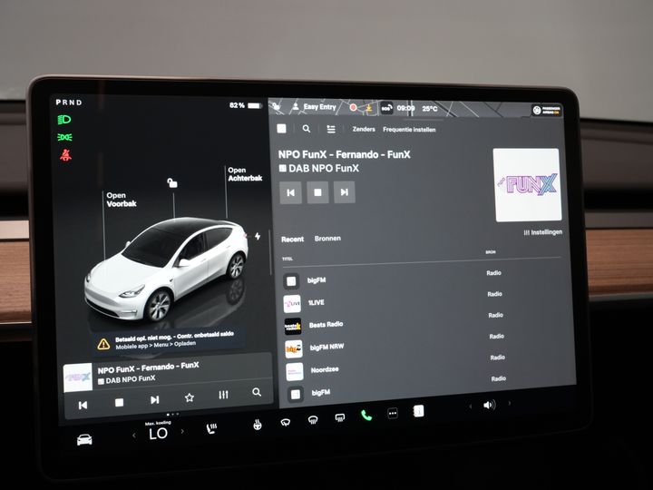Tesla Model Y SUV Long Range AWD 75 kWh 540 km WLTP MARGE SOH 92%/ Pano/ Pompe à chaleur/ Adapt.Cruise/ Memory/ Elek.valve/ Seatverw./ Navi/ 360 camera