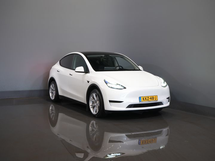 Tesla Model Y SUV Long Range AWD 75 kWh 540 km WLTP MARGE SOH 92%/ Pano/ Warmtepomp/ Adapt.Cruise/ Memory/ Elek.klep/ Stoelverw./ Navi/ 360 camera