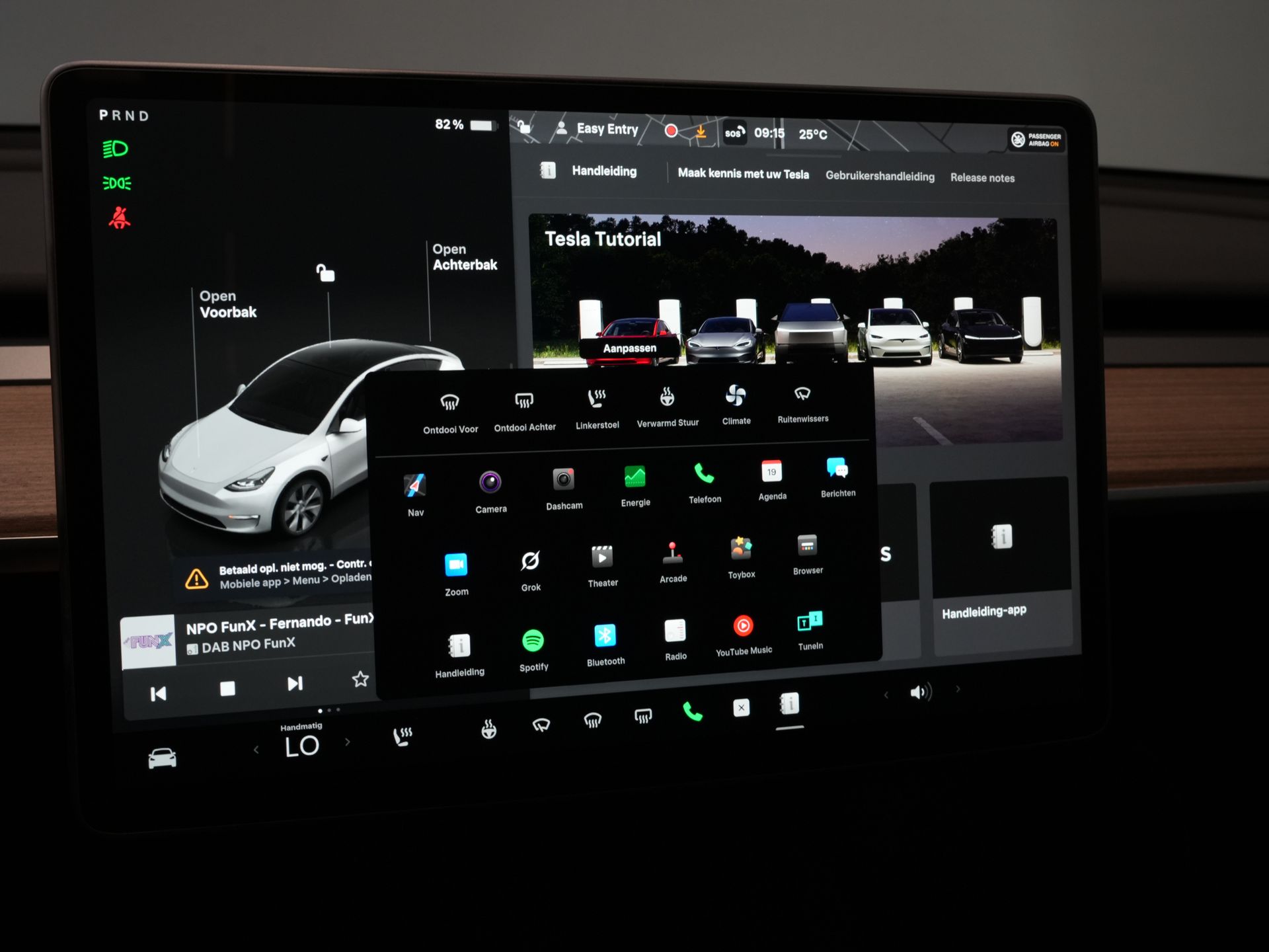 Tesla Model Y SUV Long Range AWD 75 kWh 540 km WLTP MARGE SOH 92%/ Pano/ Pompe à chaleur/ Adapt.Cruise/ Memory/ Elek.valve/ Seatverw./ Navi/ 360 camera