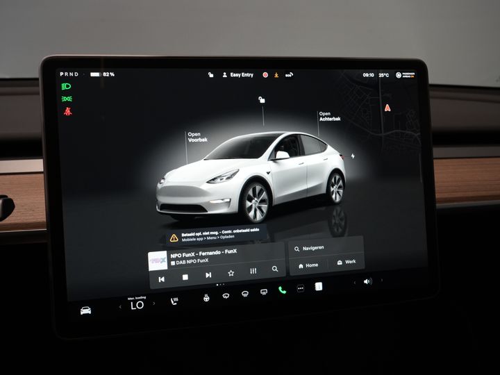 Tesla Model Y SUV Long Range AWD 75 kWh 540 km WLTP MARGE SOH 92%/ Pano/ Pompe à chaleur/ Adapt.Cruise/ Memory/ Elek.valve/ Seatverw./ Navi/ 360 camera
