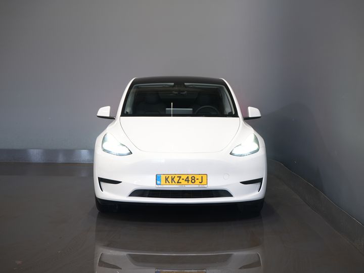 Tesla Model Y SUV Long Range AWD 75 kWh 540 km WLTP MARGE SOH 92%/ Pano/ Pompe à chaleur/ Adapt.Cruise/ Memory/ Elek.valve/ Seatverw./ Navi/ 360 camera