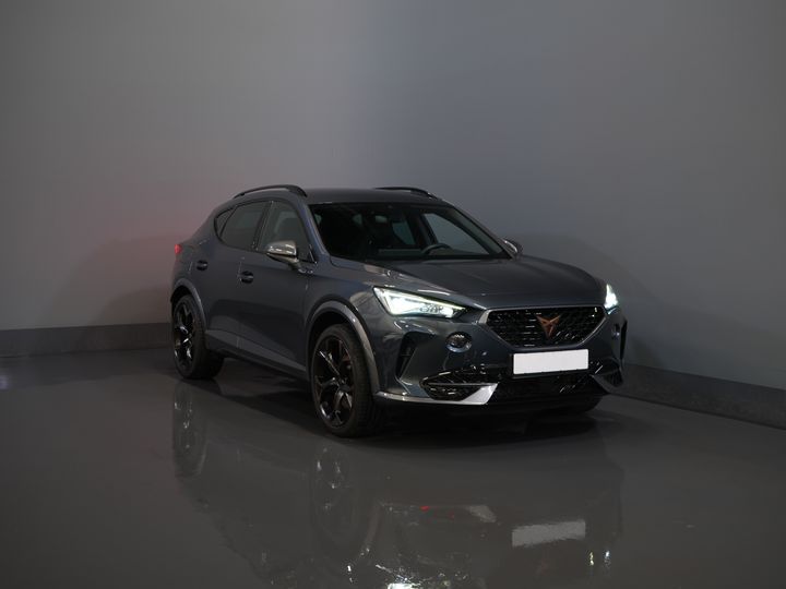 CUPRA Formentor SUV 1.4 e-Hybrid 245 CV VZ Performance Matrix/ Control de crucero adaptativo/ Navegador/ Cámara/ Dirección asistida/ Climatizador/ 19”LMV
