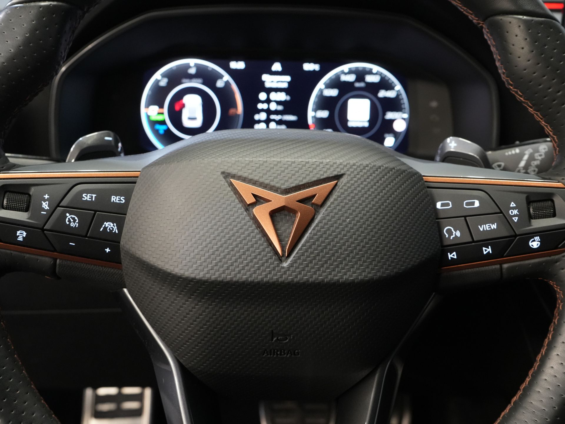 CUPRA Formentor SUV 1.4 e-Hybrid 245 CV VZ Performance Matrix/ Adapt. Cruise/ Navi/ Camera/ Volante/ Climatizzatore/ 19”LMV