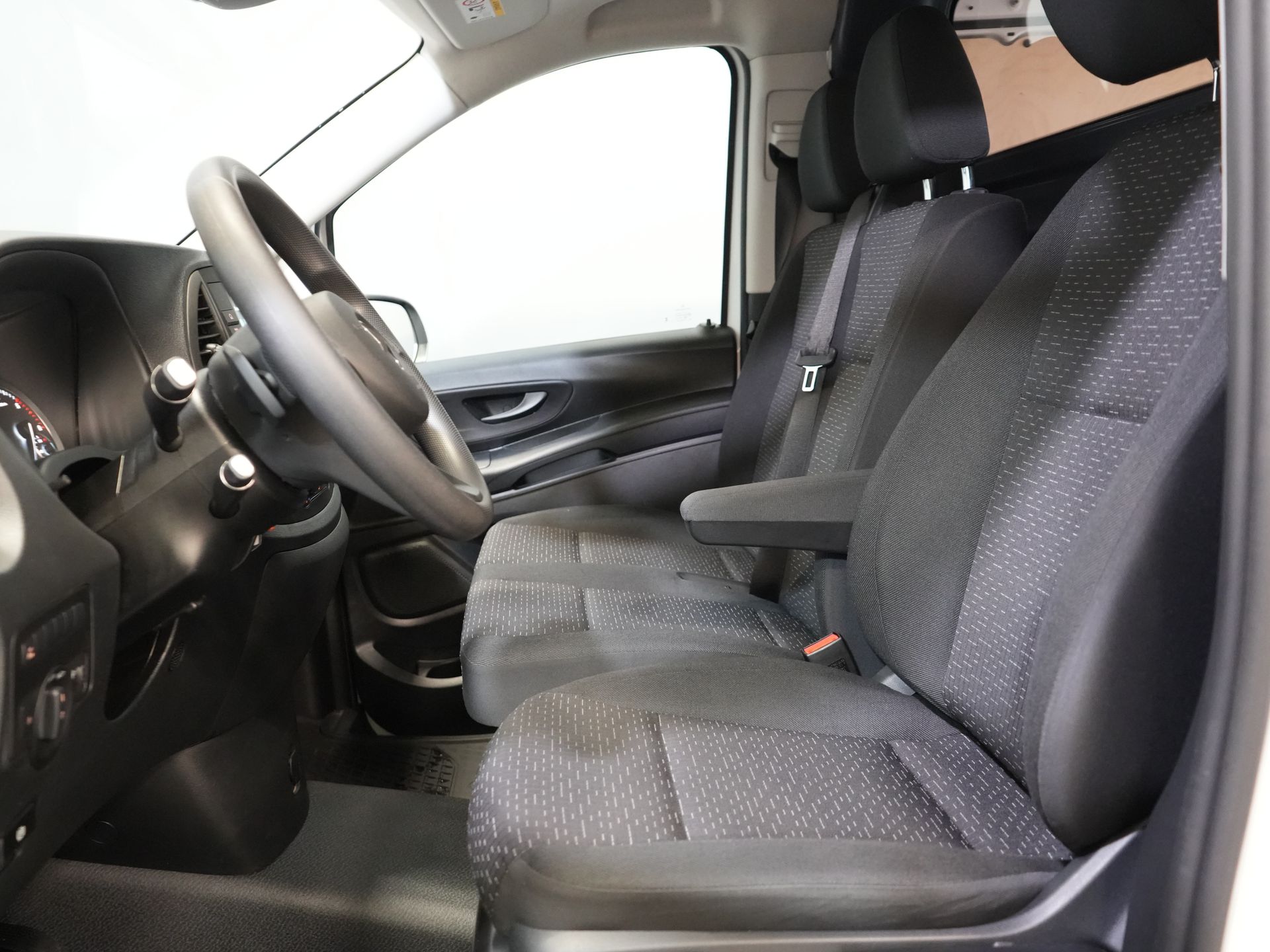 Mercedes-Benz Vito Van 116 CDI Aut. L2 BPM GRATIS! Carplay/ Seatverw./ 270Gr. Drzwi/ Cruise/ Airco/ Navi/ Kamera/ PDC