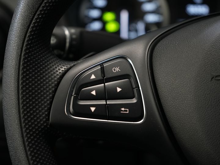 Mercedes-Benz Vito Van 116 CDI Aut. L2 BPM GRATIS! Carplay/ Seatverw./ 270Gr. Drzwi/ Cruise/ Airco/ Navi/ Kamera/ PDC