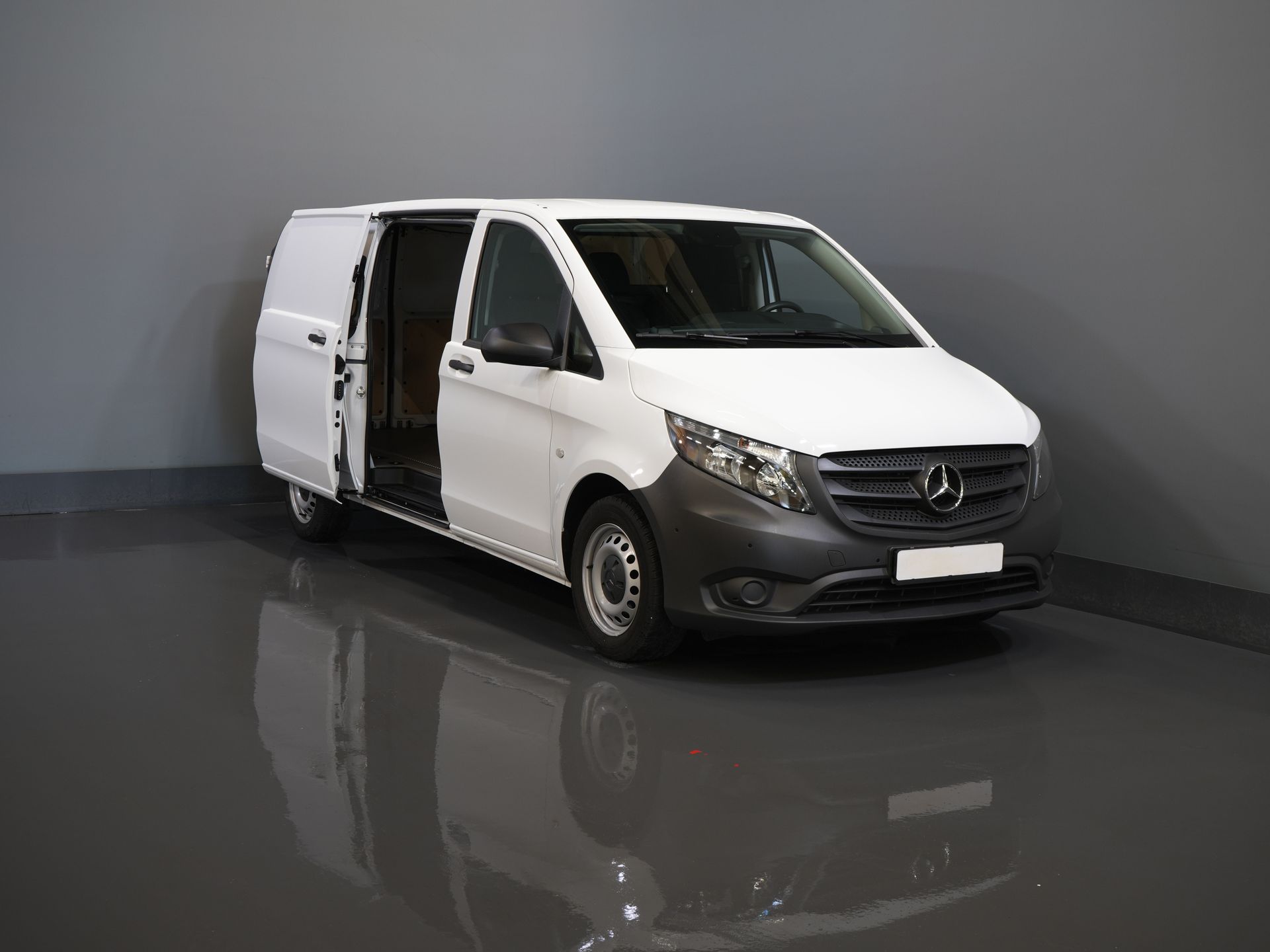 Mercedes-Benz Vito Van 116 CDI Aut. L2 BPM GRATIS! Carplay/ Seatverw./ 270Gr. Drzwi/ Cruise/ Airco/ Navi/ Kamera/ PDC