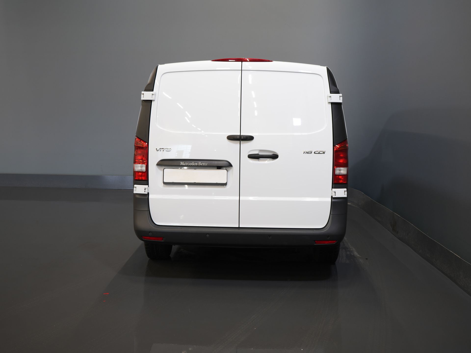 Mercedes-Benz Vito Van 116 CDI Aut. L2 BPM GRATIS! Carplay/ Seatverw./ 270Gr. Drzwi/ Cruise/ Airco/ Navi/ Kamera/ PDC