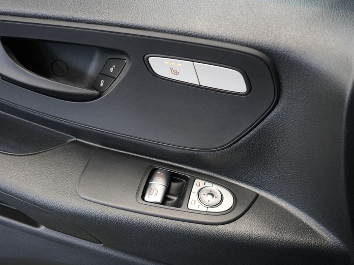 Mercedes-Benz Vito Van 116 CDI Aut. L2 BPM GRATIS! Carplay/ Seatverw./ 270Gr. Drzwi/ Cruise/ Airco/ Navi/ Kamera/ PDC